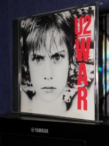 u2 war